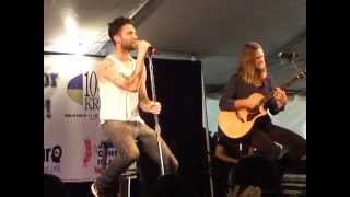 Maroon 5  Acoustic LIVE Moves Like Jagger Houston  The Woodlands Texas [upl. by Ellenhoj]