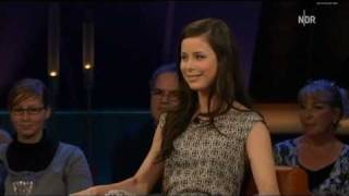 Lena quotIrgendjemand möchte mich hier abfüllenquot  08042011 NDR Talkshow [upl. by Kenimod]