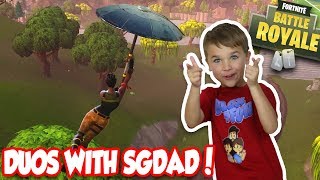 CUTE 6 YEAR OLD KID PLAYING FORTNITE DUOS WITH HIS DAD [upl. by Collins877]