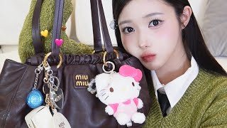 新しいバッグになりました👜そんなに言ってくれるならバッグの中身紹介します🙂‍↕️👍❤️ [upl. by Gwendolin709]