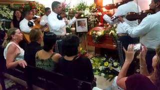 FUNERAL DE RUBEN AGUIRRE EL PROFESOR JIRAFALES ES DESPEDIDO CON MARIACHI Y CANCION DEL CHAVO [upl. by Aisatsan871]