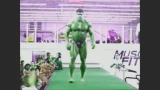 lou ferrigno guest posing [upl. by Bonacci]