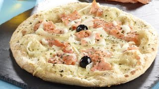 Recette  Pizza saumon fumé [upl. by Lucais904]