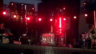 HAIM  Let Me Go Live in Vegas [upl. by Pam286]