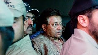 Pervez Musharraf privé de vie publique [upl. by Sillek]