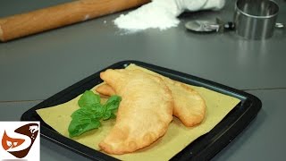 Panzerotti pugliesi la ricetta dei panzarotti fritti  antipasti sfiziosi panzerotti  food [upl. by Anilehcim]