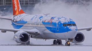 Spectacular Heavy SNOW Arrivals Departures amp DEicing  Plane Spotting at Vancouver YVR [upl. by Rebna351]