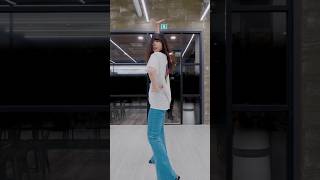 왁킹 SOS Remix choreography SUZAN [upl. by Nicolella462]