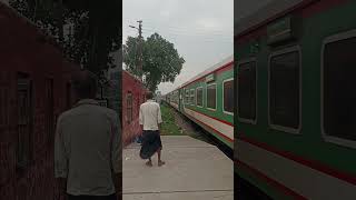 813 Non Stop Cox Bazar Express Cox Bazar To Dhaka train bdtrain luxurytrain coxsbazar [upl. by Fleisig]