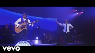 Alain Souchon Laurent Voulzy  Foule sentimentale Live au Zénith de Paris 2015 [upl. by Ardyth]