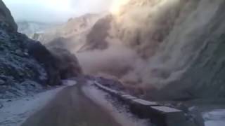 Jan 04 2010 Attabad landslide Hunza Live by Inayat Ali [upl. by Blainey]