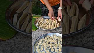 Sukheli Dried banana banana sundry naturecooking snacks healthyrecipes [upl. by Illoh]