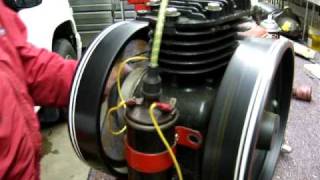 Briggs amp Stratton engine turned into a flywheel engine [upl. by Offen441]