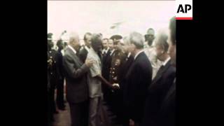 SYND 24 3 77 SOVIET PRESIDENT PODGORNY MEETS TANZANIAN PRESIDENT NYERERE IN DAR ES SALAAM [upl. by Oriaj]