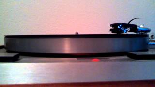 Thorens TD125 Wobble [upl. by Kciredes]