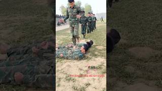 Rèn thể lực ngày mới các chú bộ đội respect bodoivietnam quandoivietnam short shortvideo [upl. by Epilef]