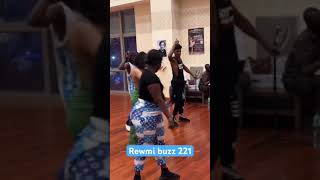 Regardez la Nouvelle danse de Viviane Chidid doxal ñu dem oh li nexna senegal vivianechidid [upl. by Ellerd]