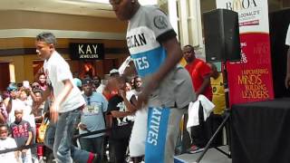 Dlow Shuffle Takeover River Oaks Mall In Chicago [upl. by Assilla]