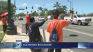 Hundreds rally in support of Micronesian medical benefits [upl. by Beilul]