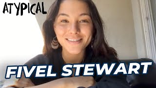 Casey amp Izzie Atypical Brigette LundyPaine Umma Interview avec Fivel Stewart [upl. by Noid]