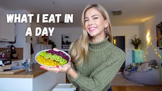 VEGAN WHAT I EAT IN A DAY  Quick amp Easy Recipes [upl. by Zertnom50]