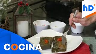 Receta para preparar pastel puertorriqueño en Navidad  hoyDía  Telemundo [upl. by Anaylil]