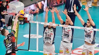 📺 DA RTTR  SuperLega sconfitta indolore per lItas Trentino a Perugia [upl. by Bury362]