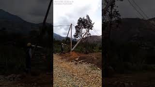 Izaje de poste en molinos Pachitea [upl. by Boarer]